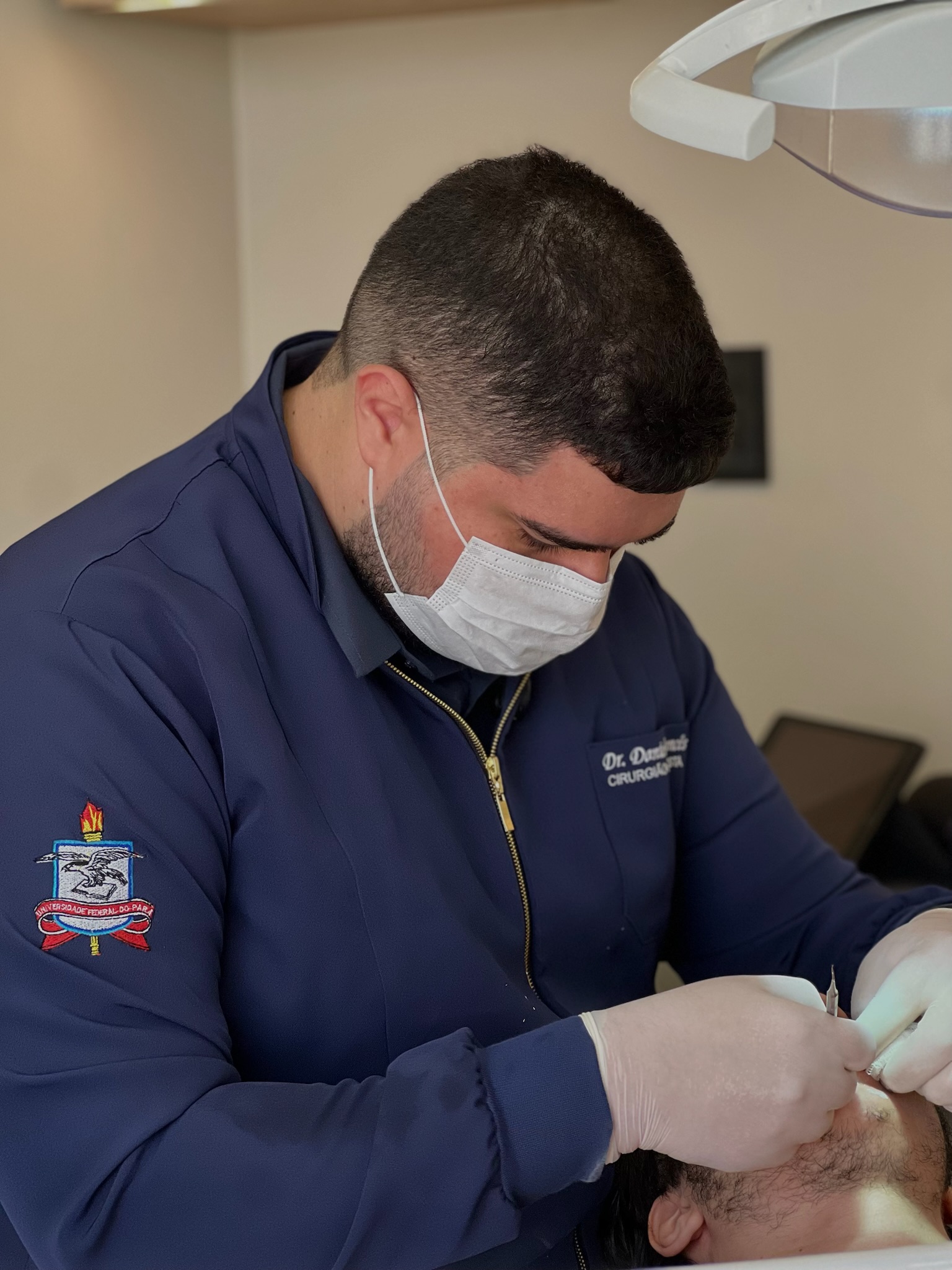 Cirurgias Periodontais — Dr. Daniel Francês